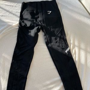 Gymshark Leggings (XS-S) Runs Small